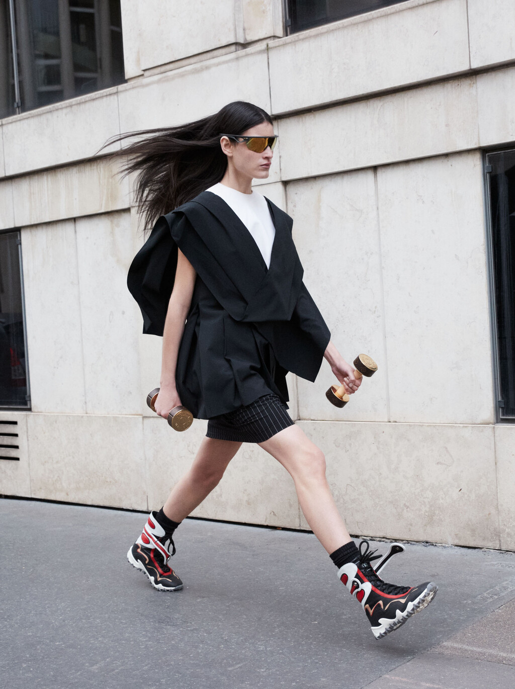 Harper’s Bazaar France - © Artlist