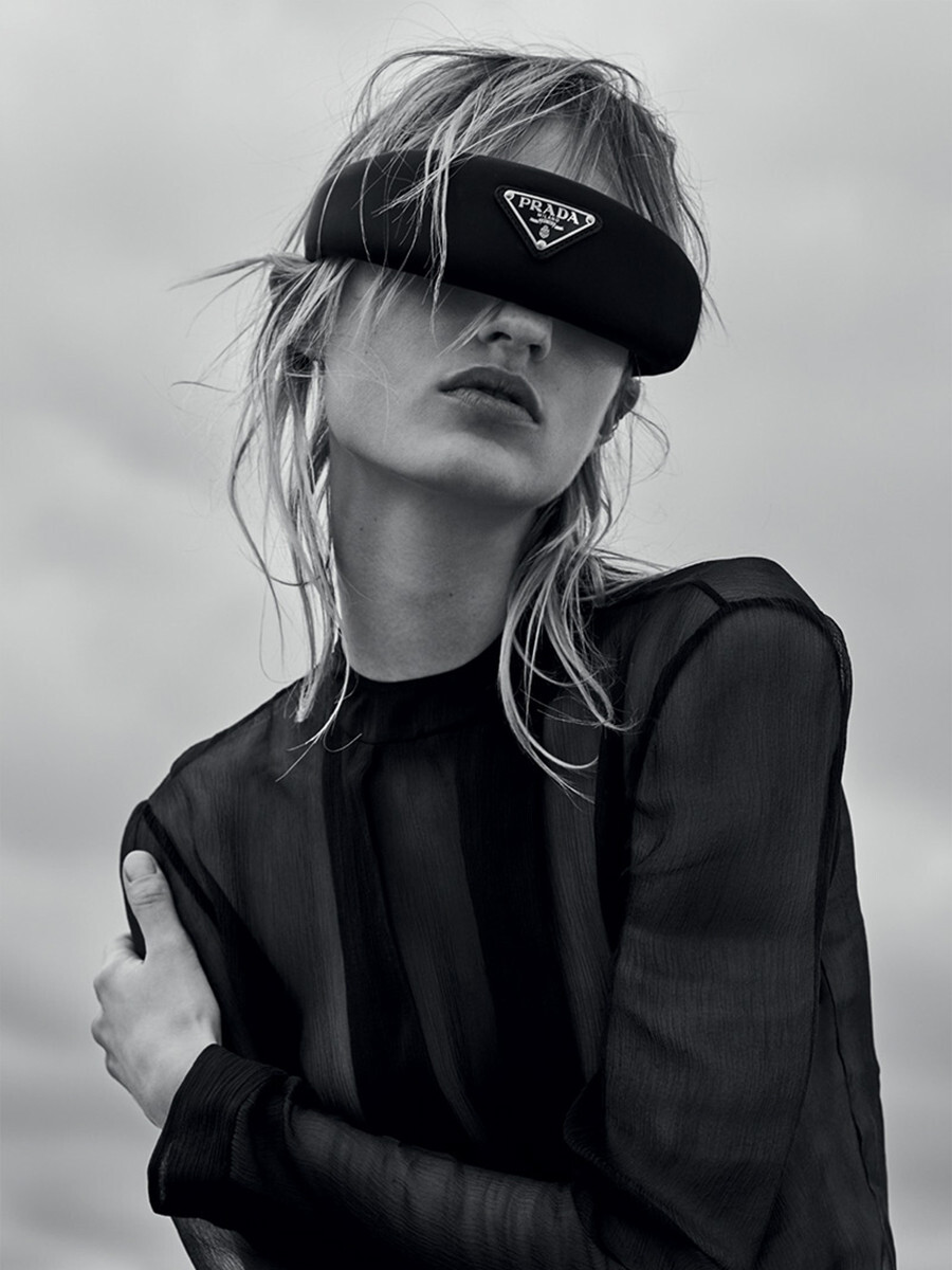 Harper’s Bazaar Korea - © Artlist