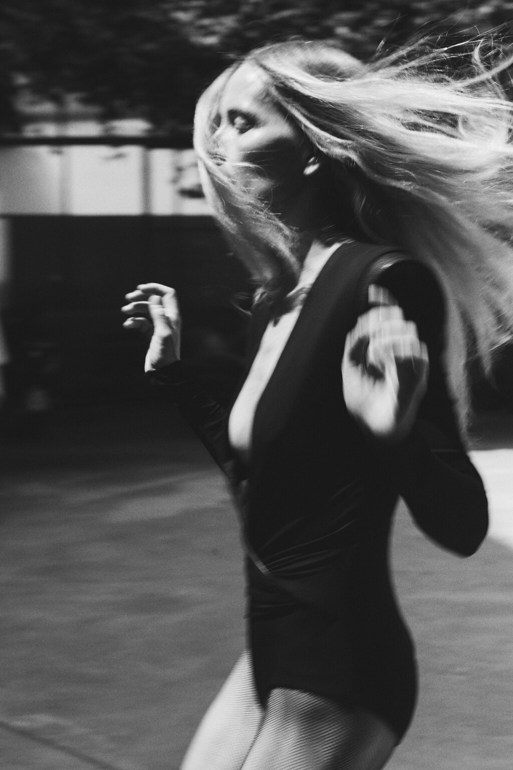 Mia Le Journal - © Artlist