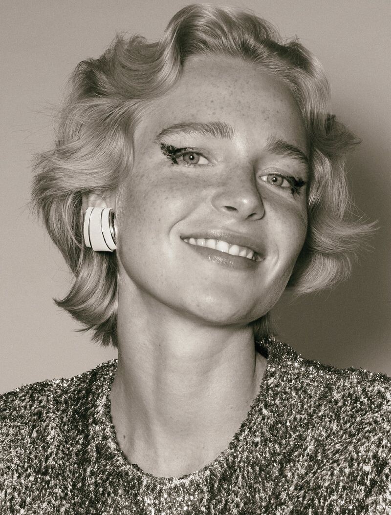 Vogue Greece - © Artlist