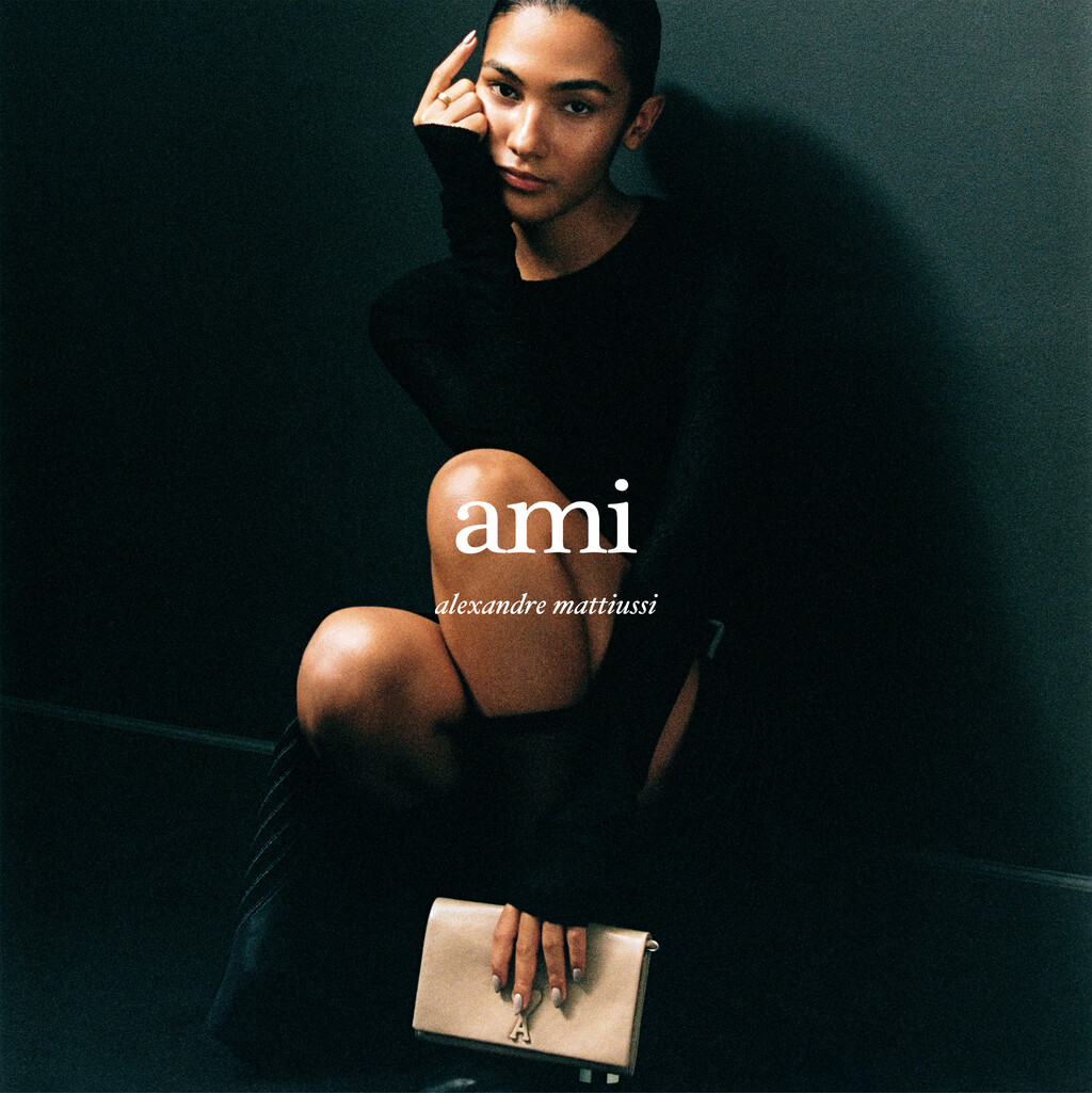 Ami Paris - © Artlist