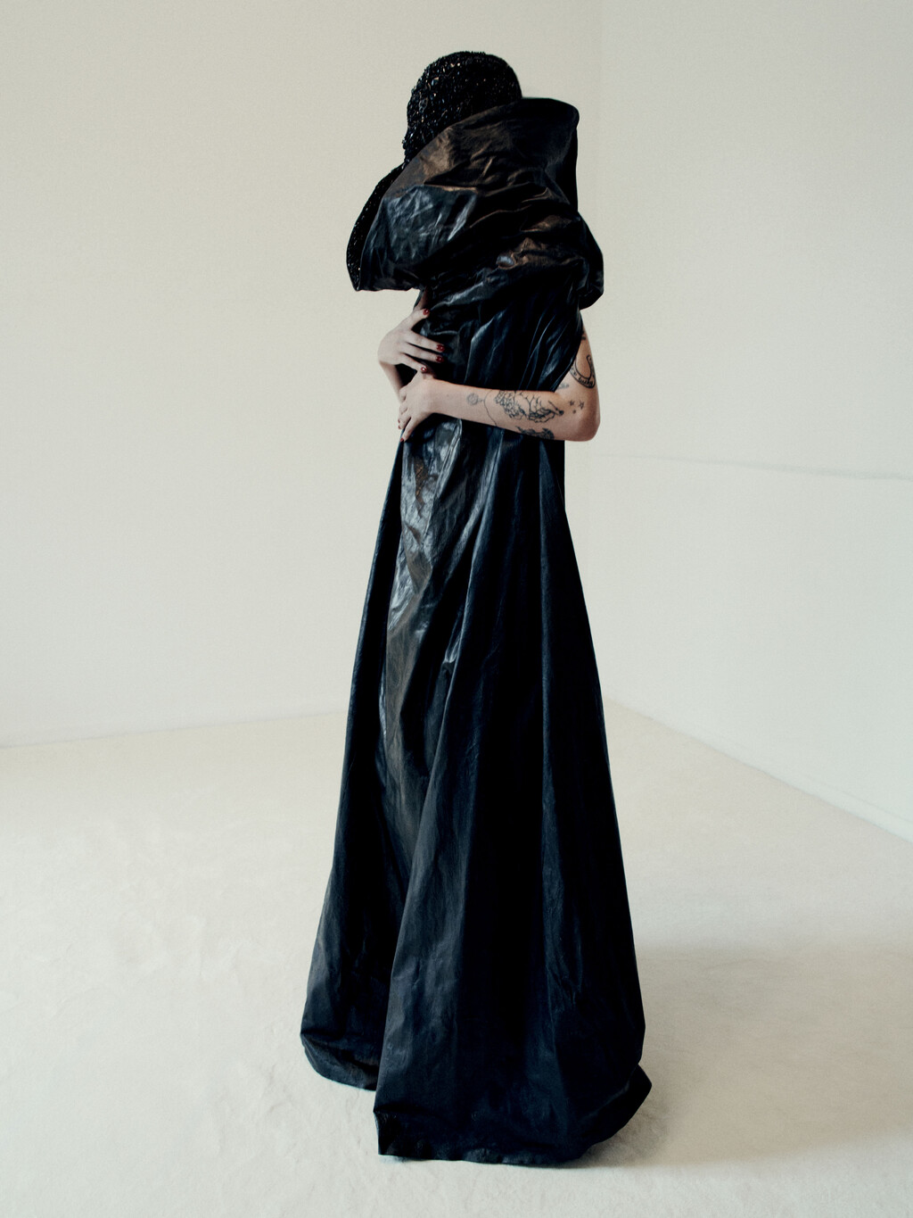 Beyond Noise - © Artlist