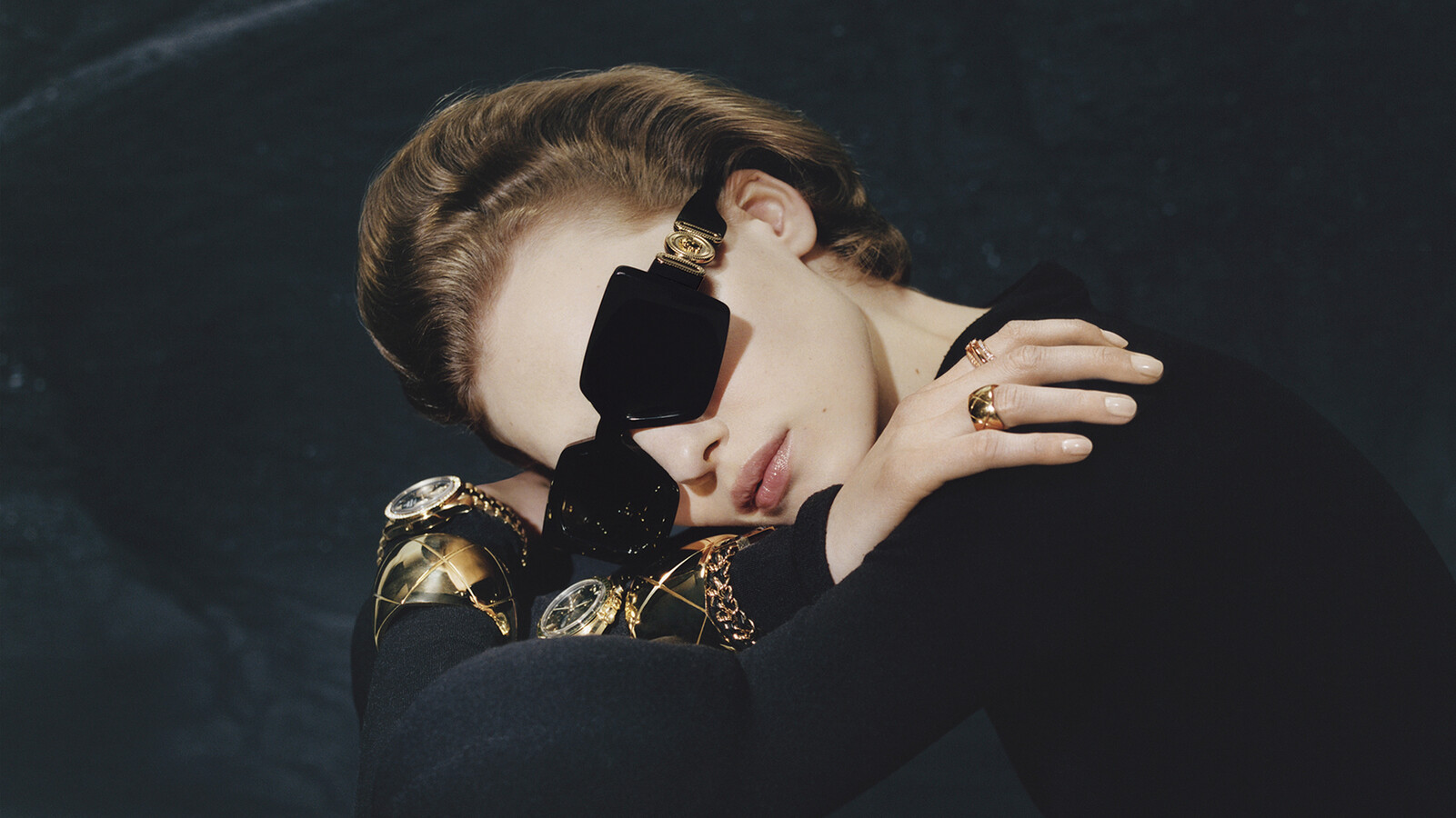 M le Monde - © Artlist