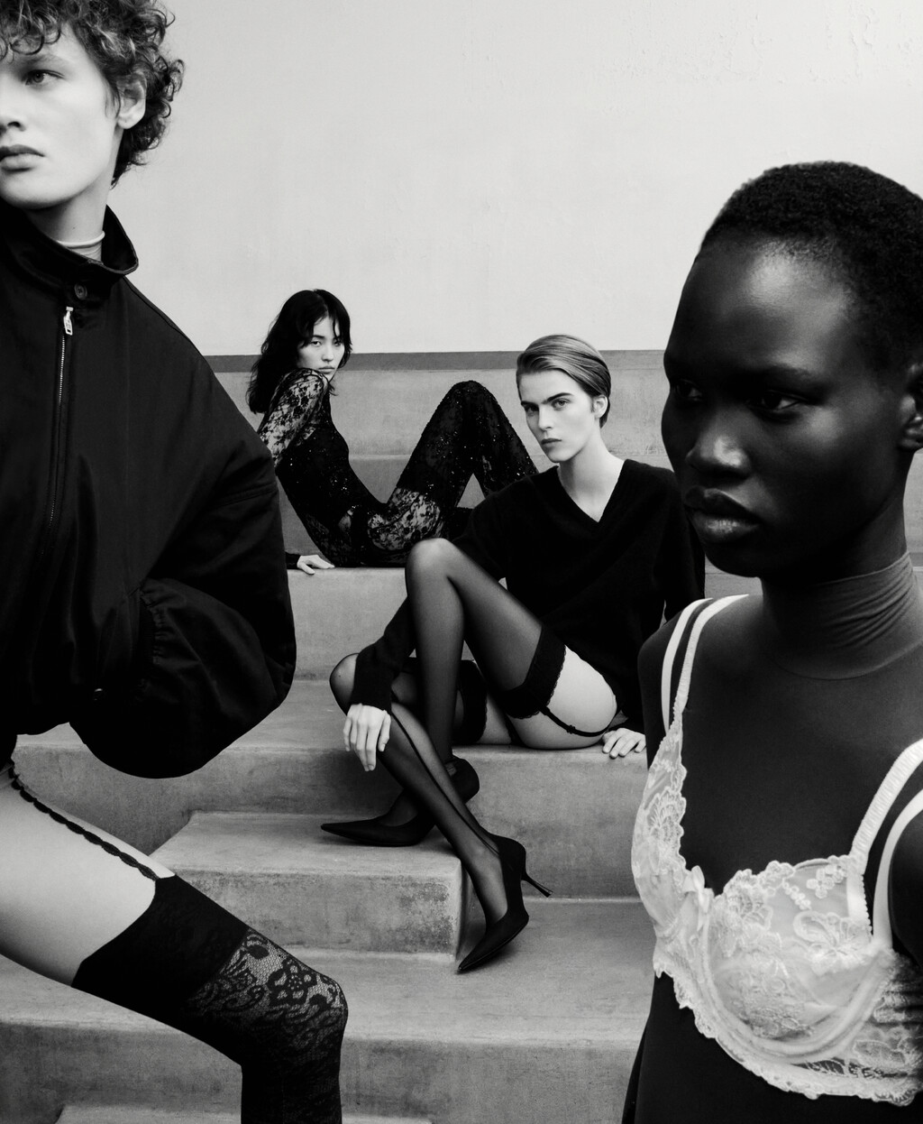 M le Monde - © Artlist