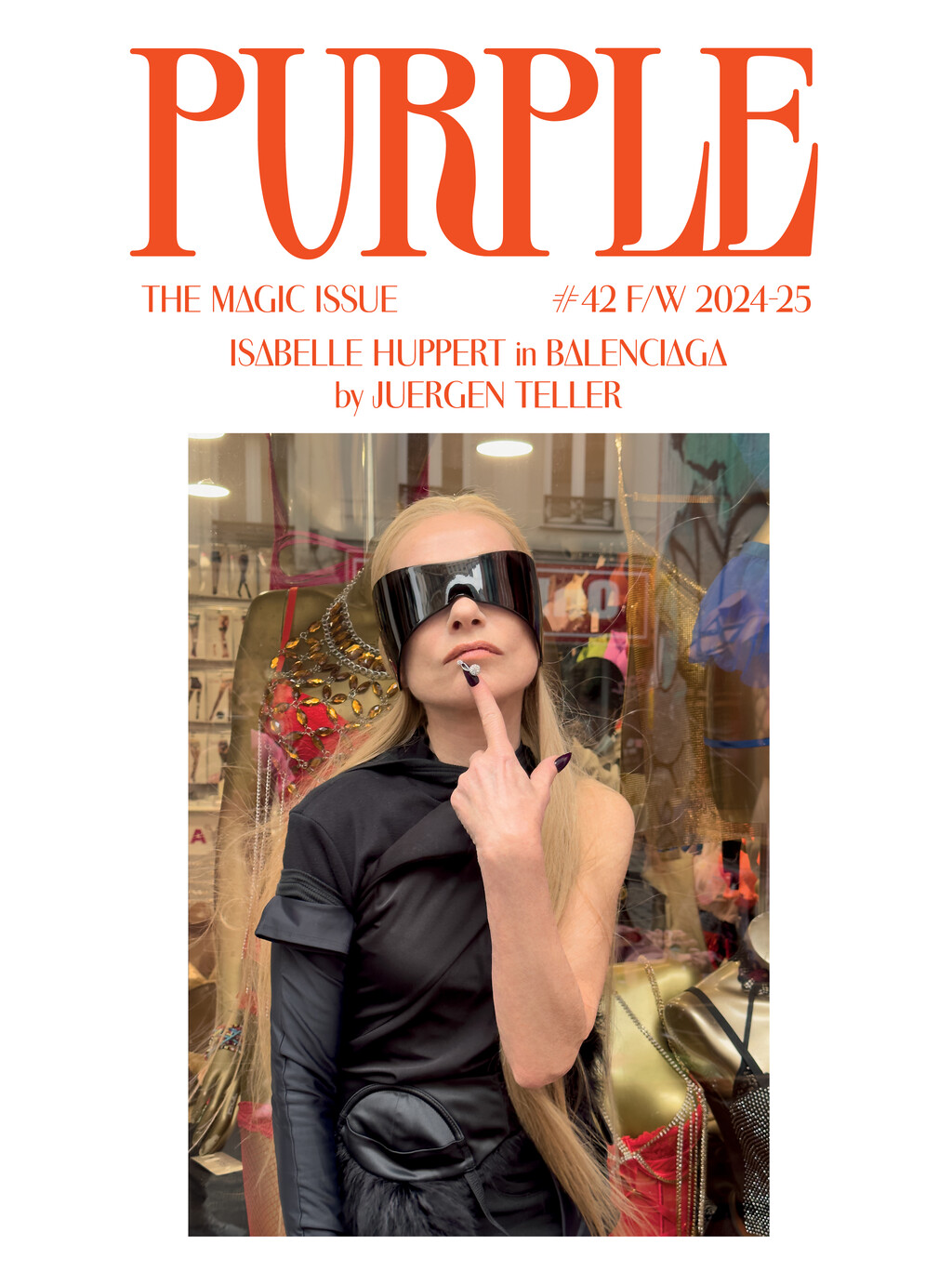 Purple Magazine - © Artlist