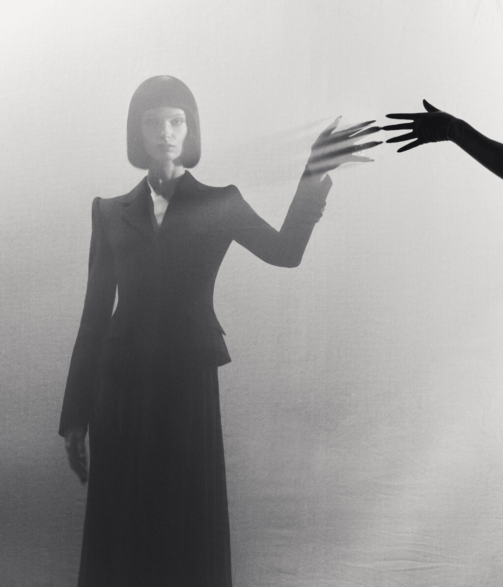 T Magazine - © Artlist