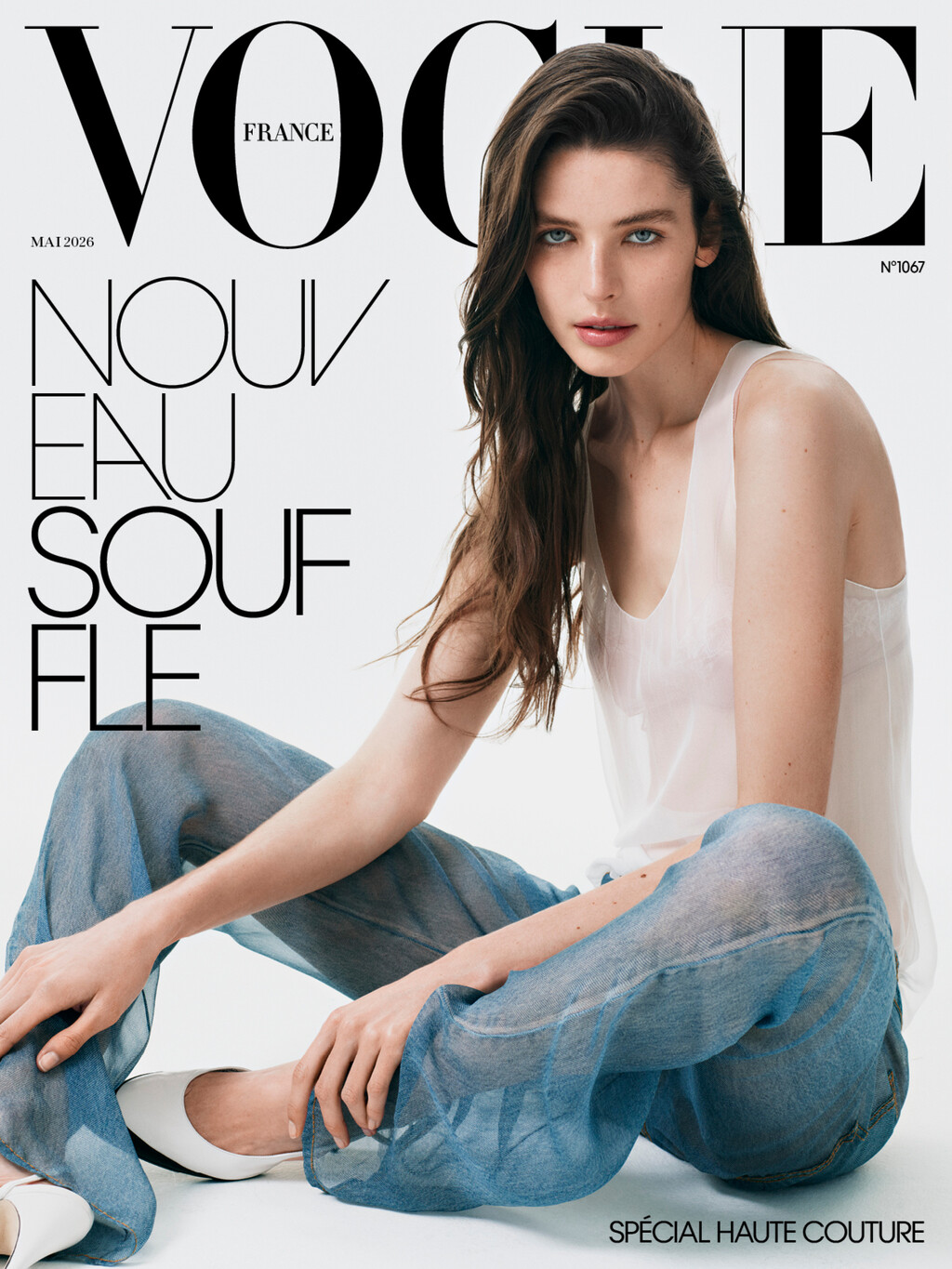 Vogue France - © Artlist