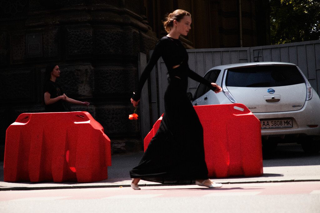 Anna October - © Artlist