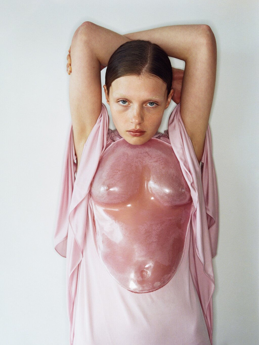 Exhibition Magazine - © Artlist