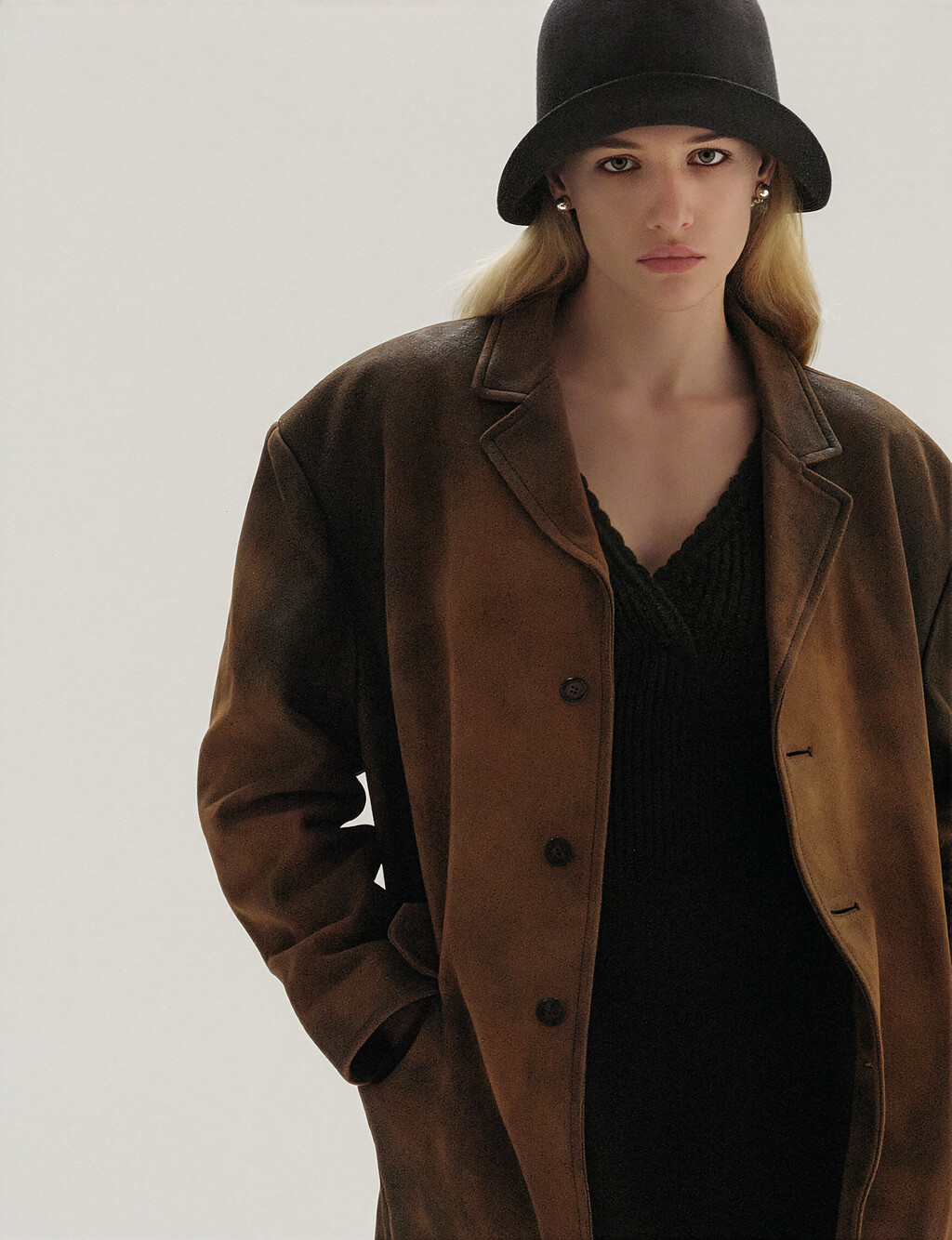 Harper’s Bazaar France - © Artlist