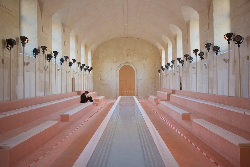 Balenciaga - © Artlist