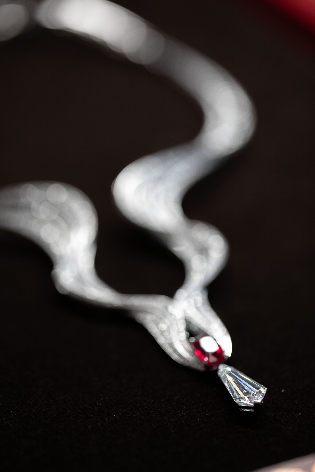 Cartier - © Artlist