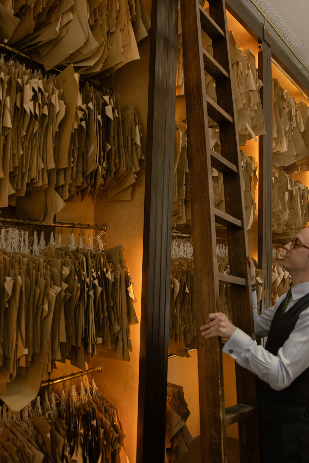 Geste/s - © Artlist