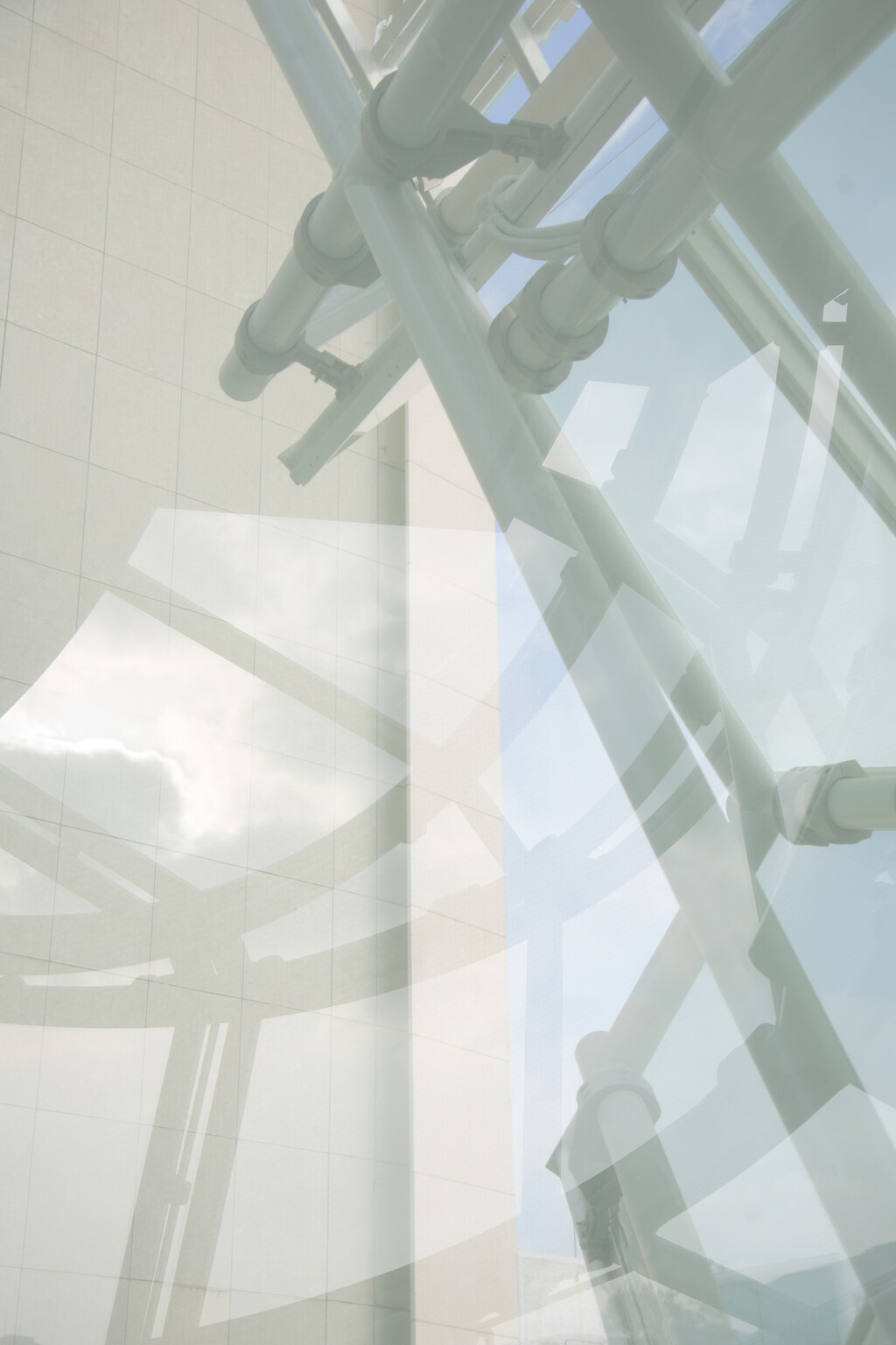 Louis Vuitton - © Artlist