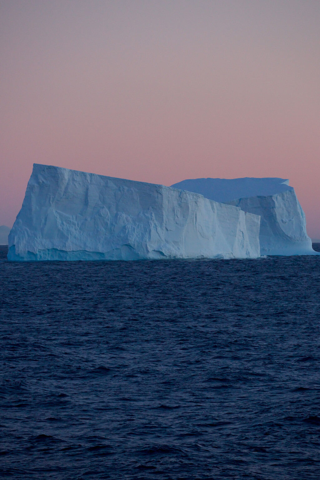 Antartica - © Artlist