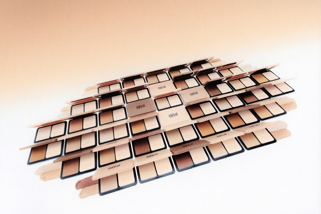 Make Up For Ever - © Artlist