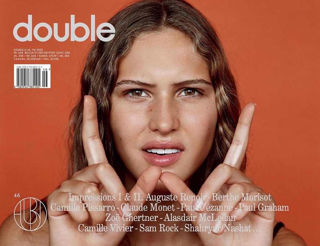 Double Magazine - © Artlist