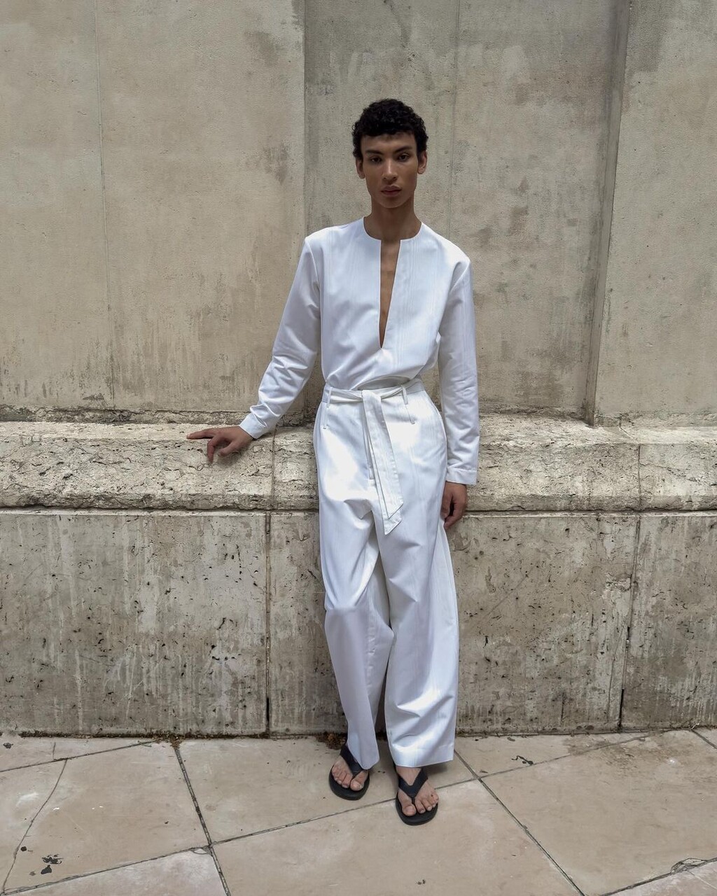 Apar Editions - © Artlist