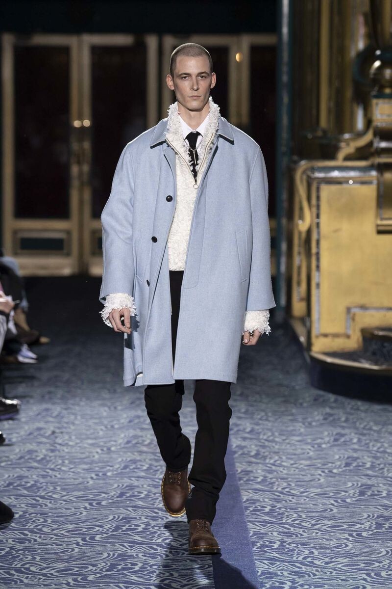 Louis Gabriel Nouchi - © Artlist