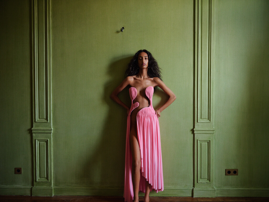 Beyond Noise - © Artlist