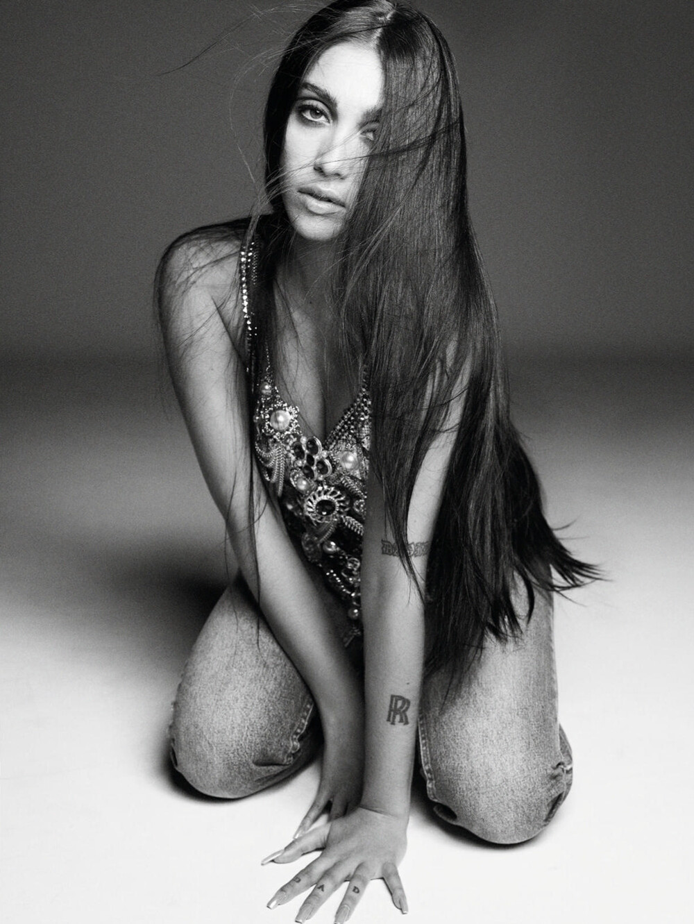 Vogue France - © Artlist