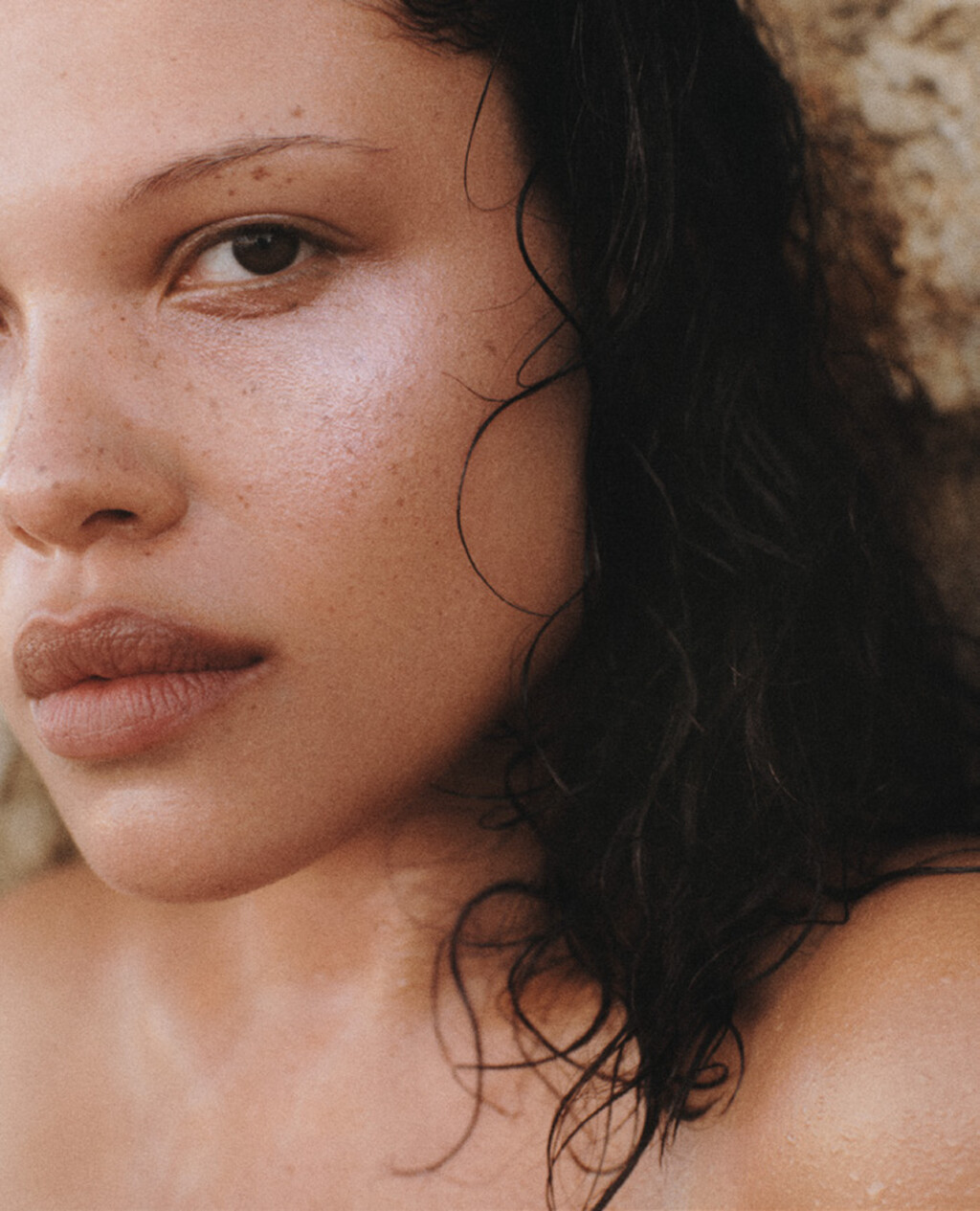 British Vogue - © Artlist