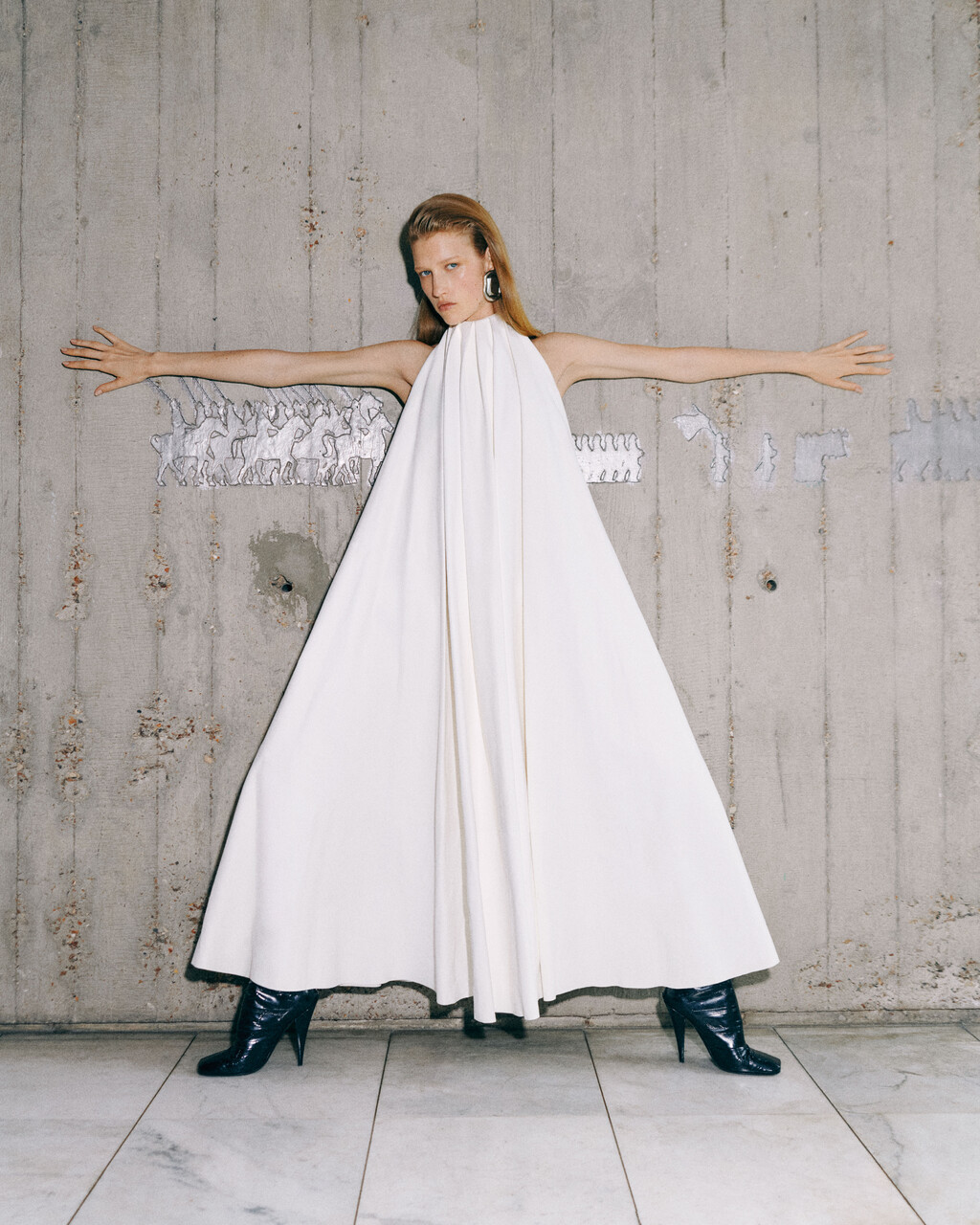 Love Magazine - © Artlist