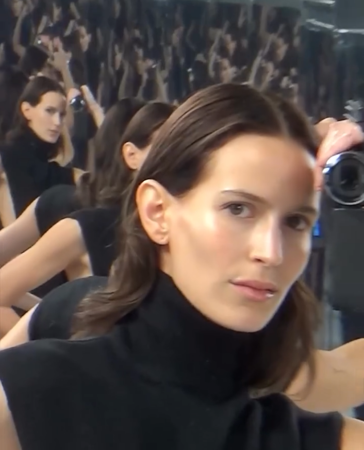 Alaïa - © Artlist