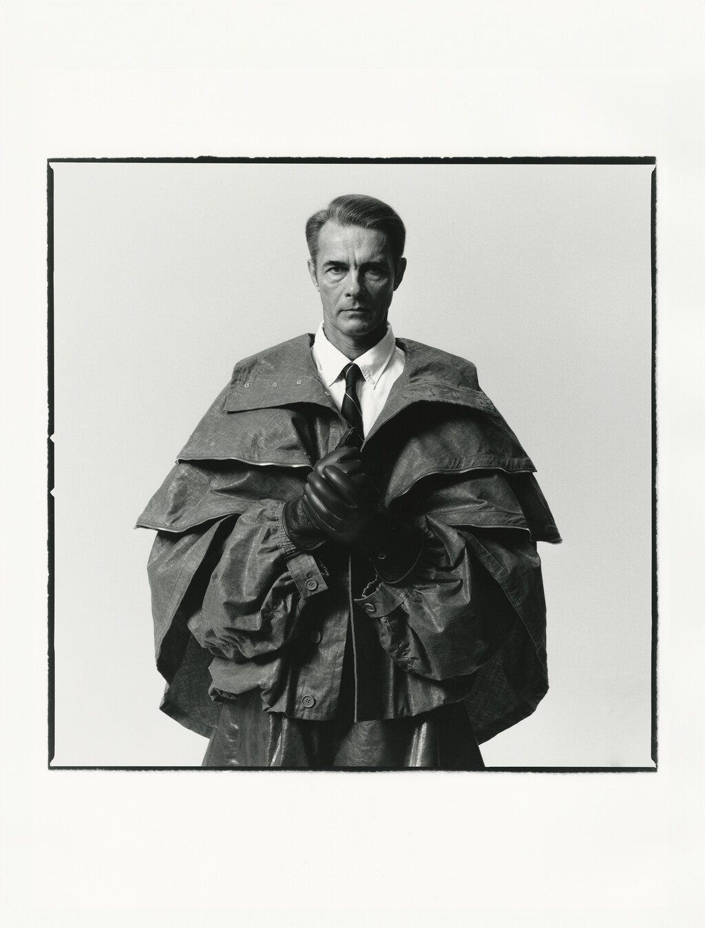 Dust Magazine - © Artlist