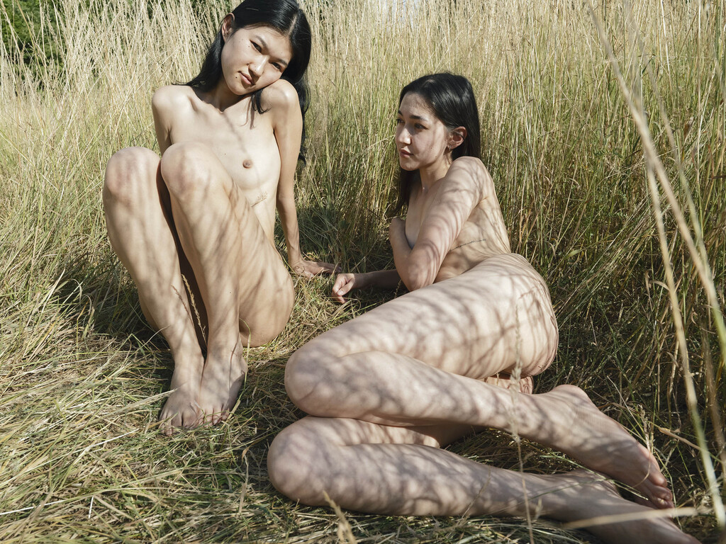 Holiday Magazine - © Artlist