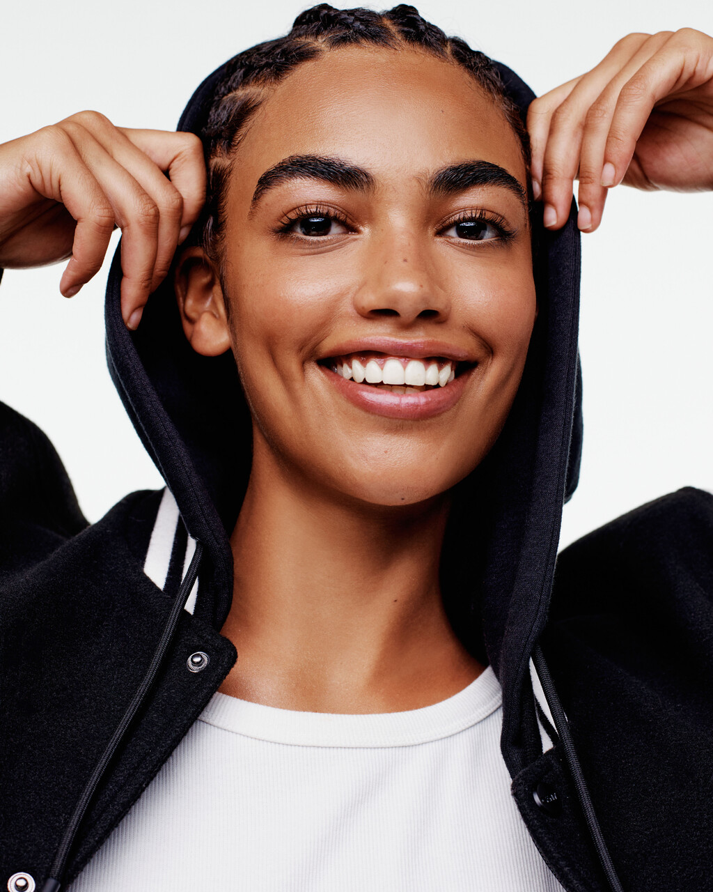DKNY - © Artlist