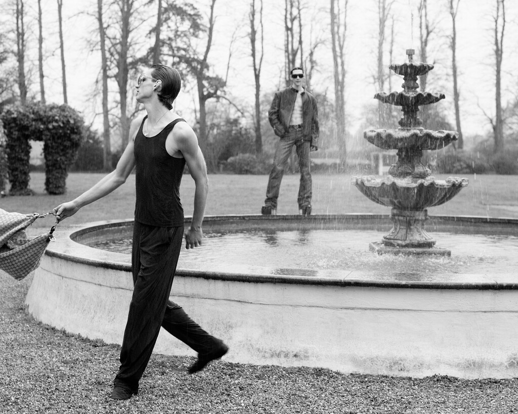 Esquire UK - © Artlist