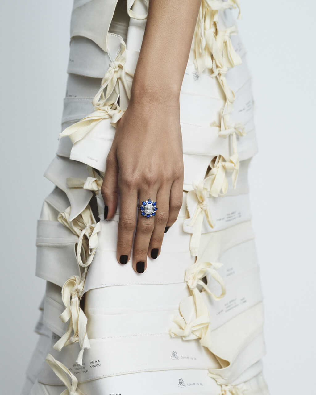 Harper&#8217;s Bazaar France - © Artlist