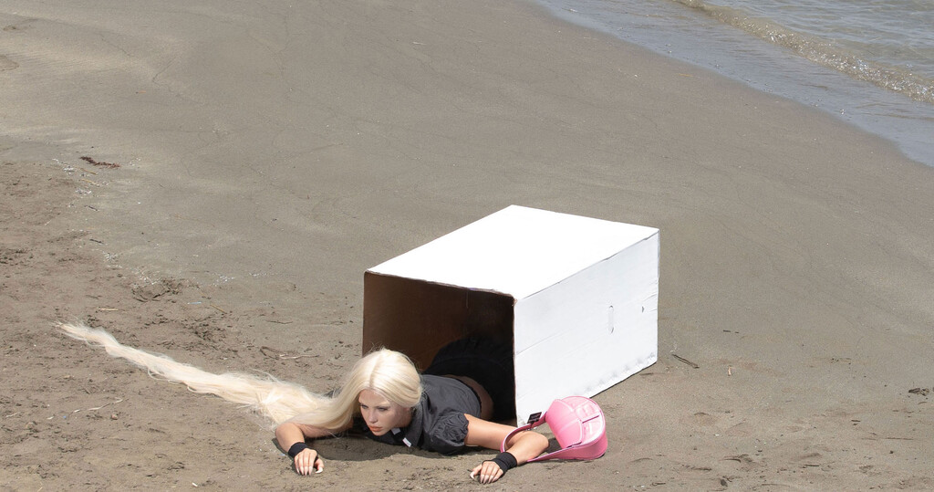 ForBitches - © Artlist