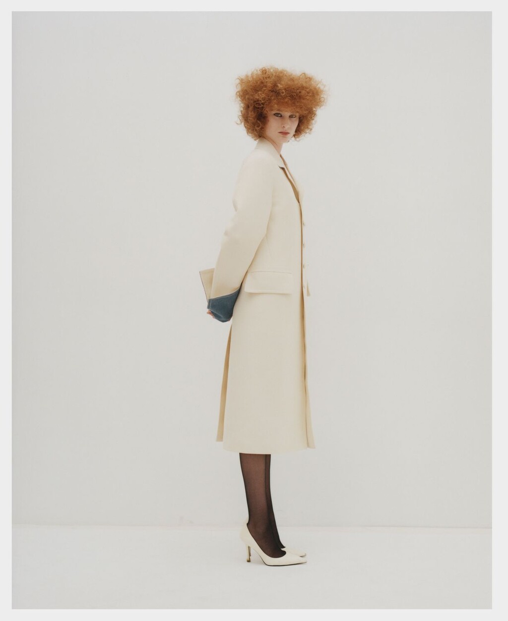 Autre Magazine - © Artlist