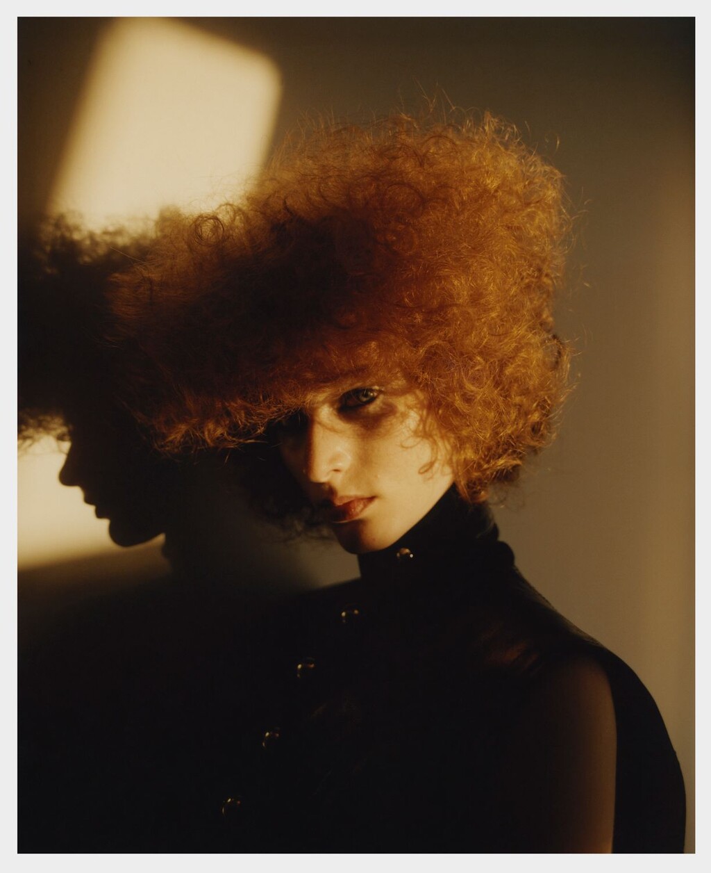 Autre Magazine - © Artlist