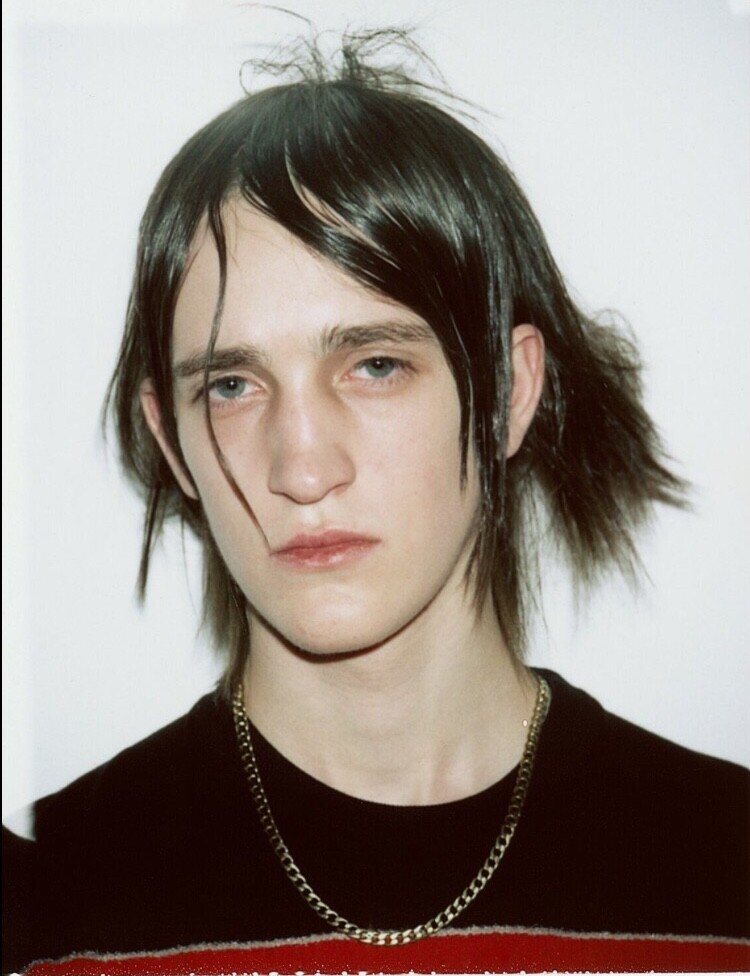 Interview - © Artlist