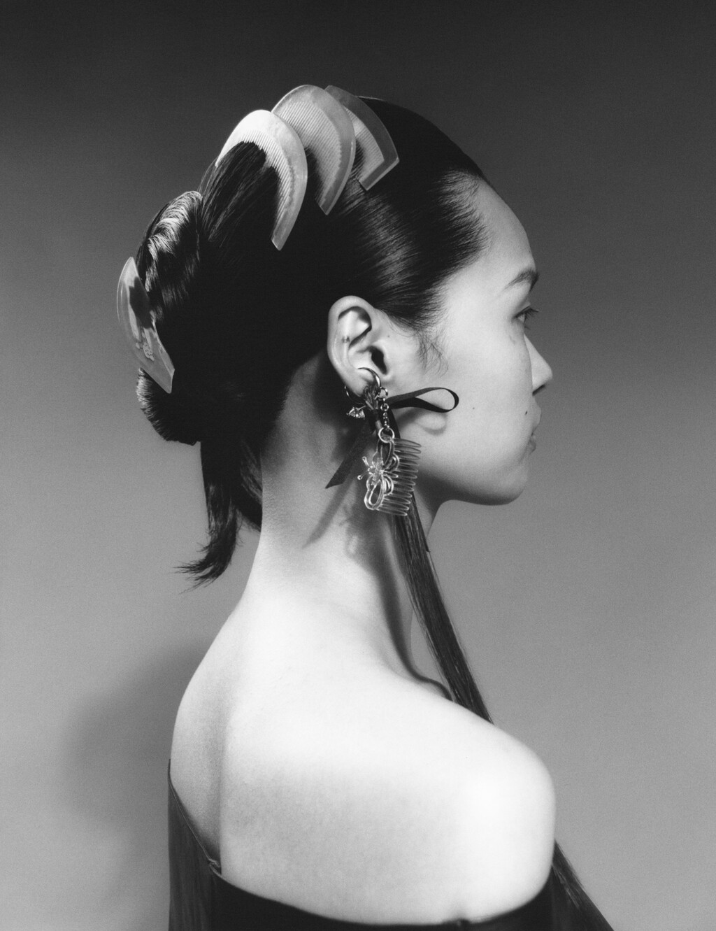 Rouge Fashion Book - © Artlist