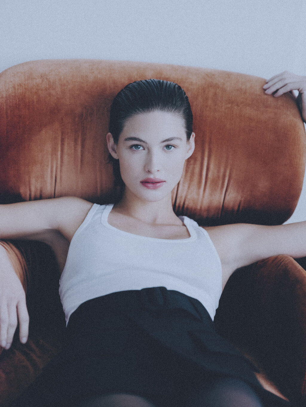 Rouge Fashion Book - © Artlist