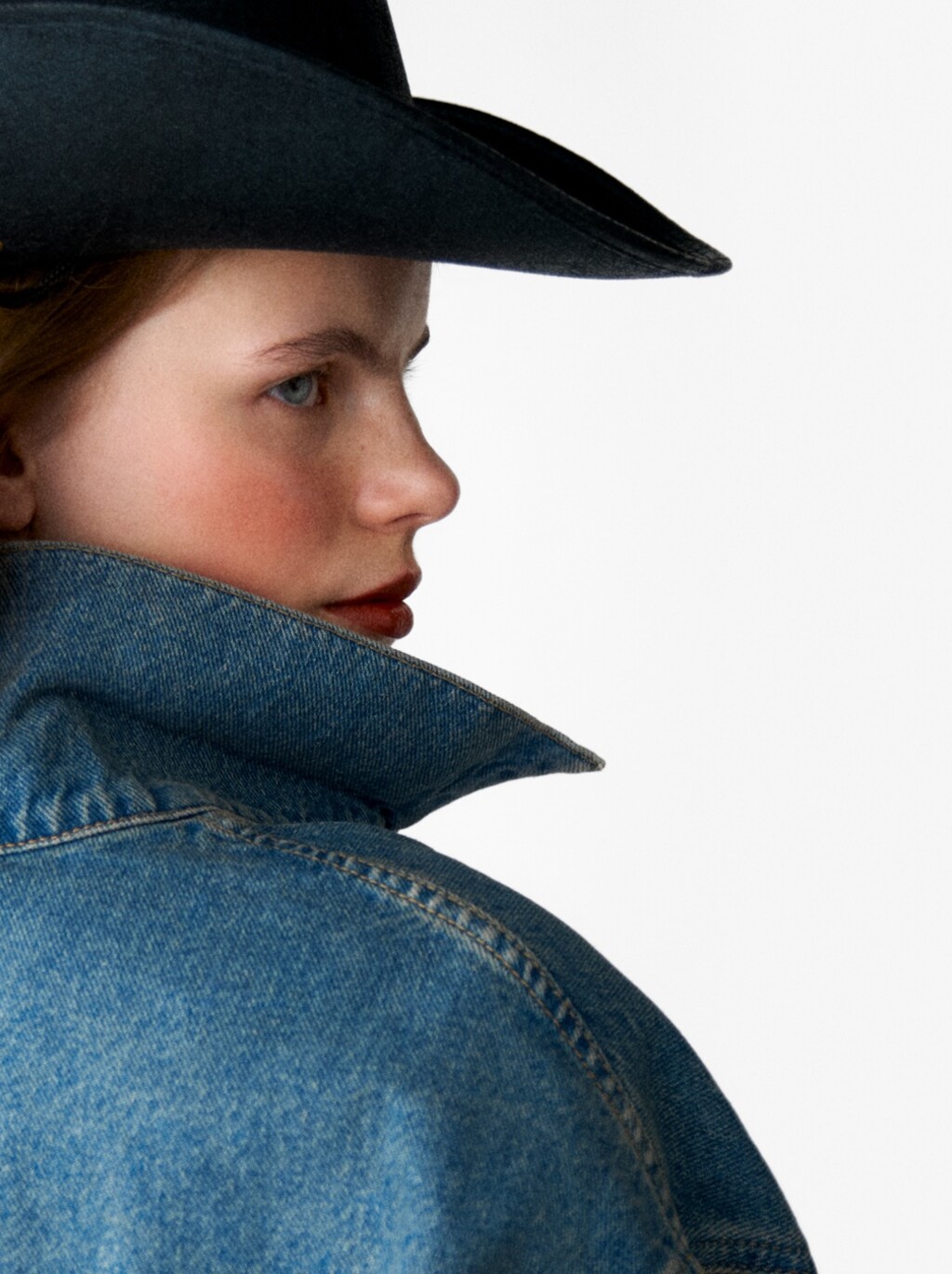 Dazed - © Artlist