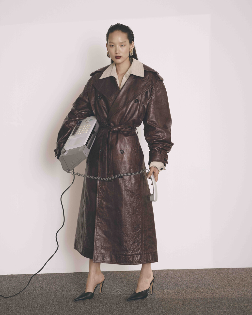 Modern Weekly China - © Artlist