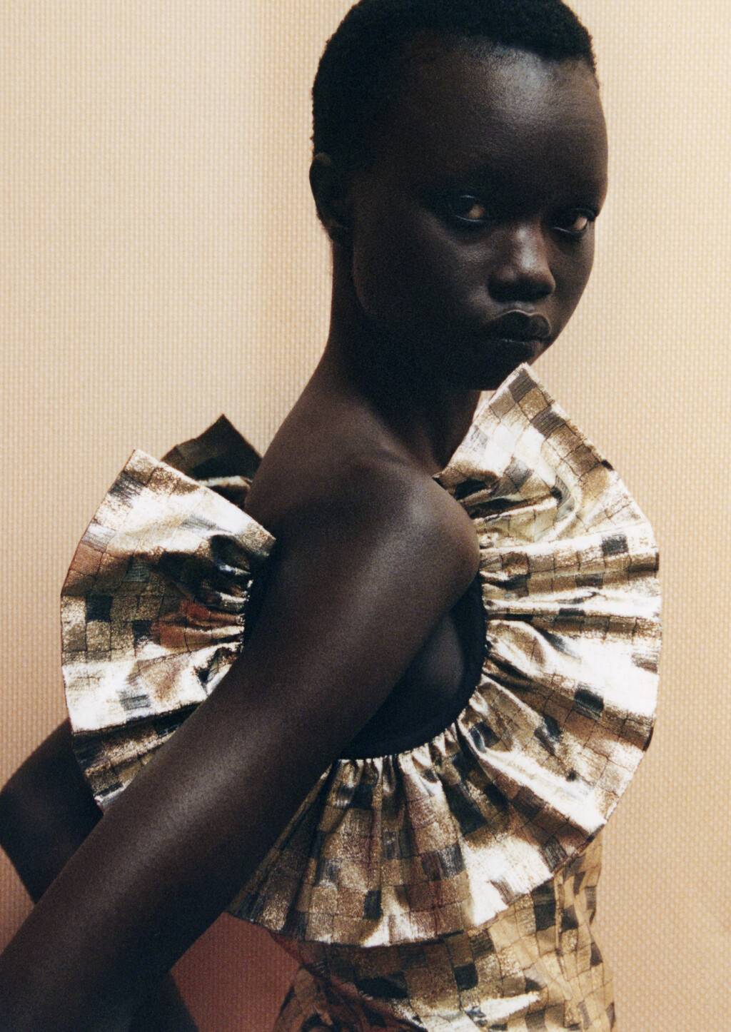 ALL-IN Magazine - © Artlist