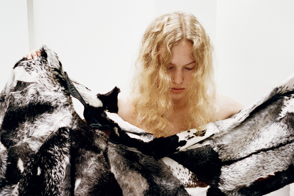 Crosscurrent - © Artlist