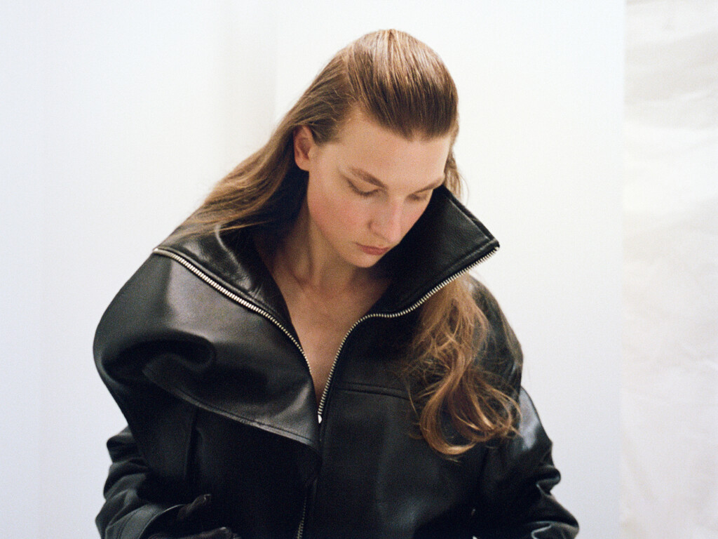 Crosscurrent - © Artlist