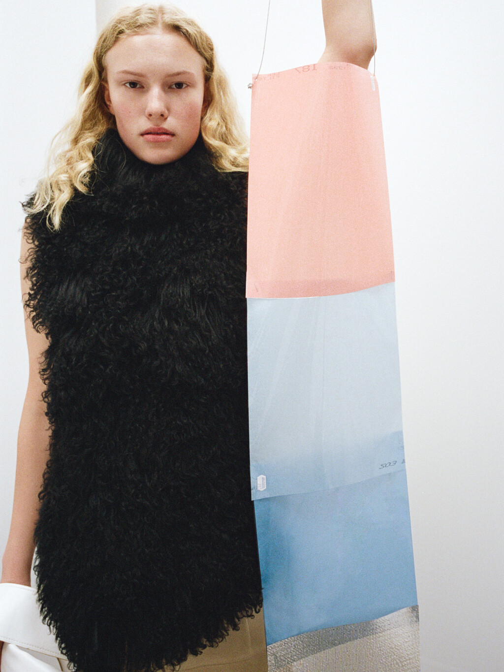 Crosscurrent - © Artlist