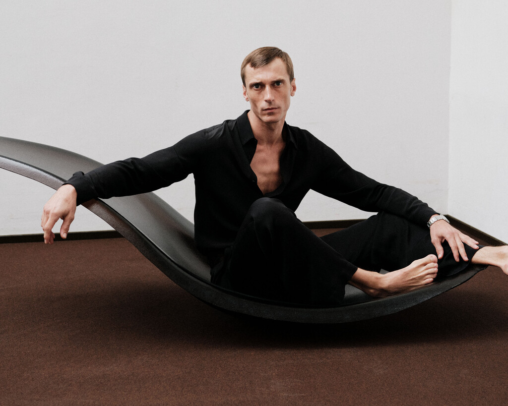 Arena Homme + - © Artlist