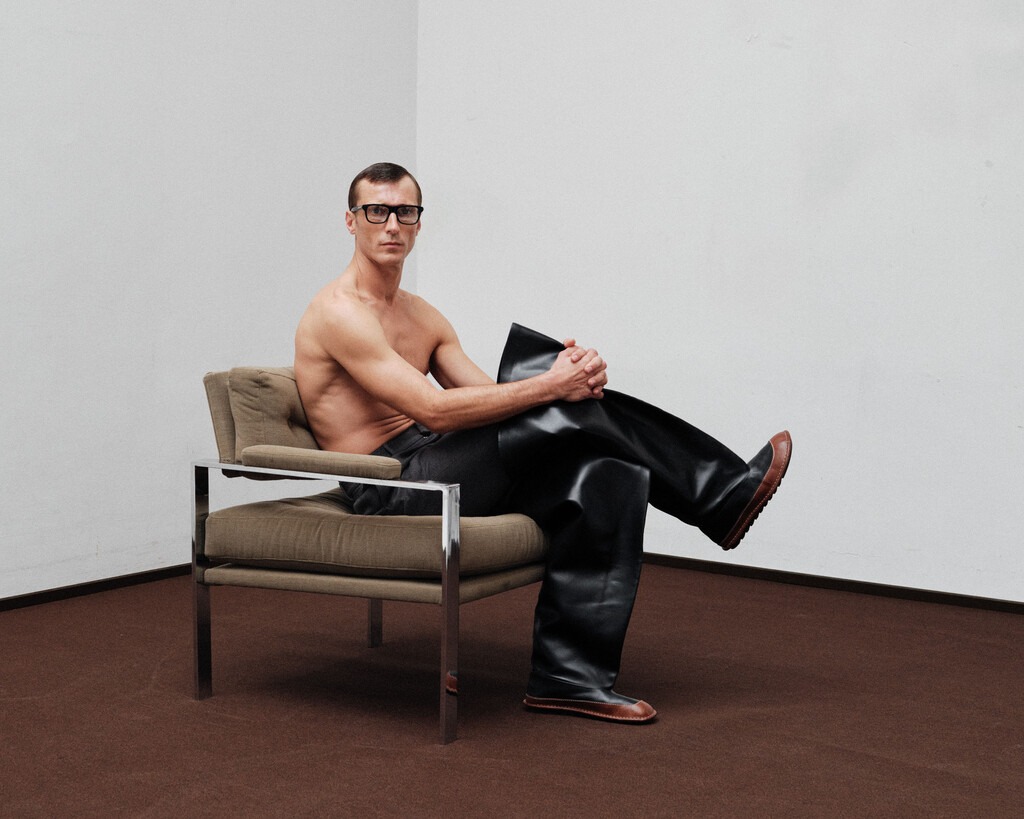 Arena Homme + - © Artlist