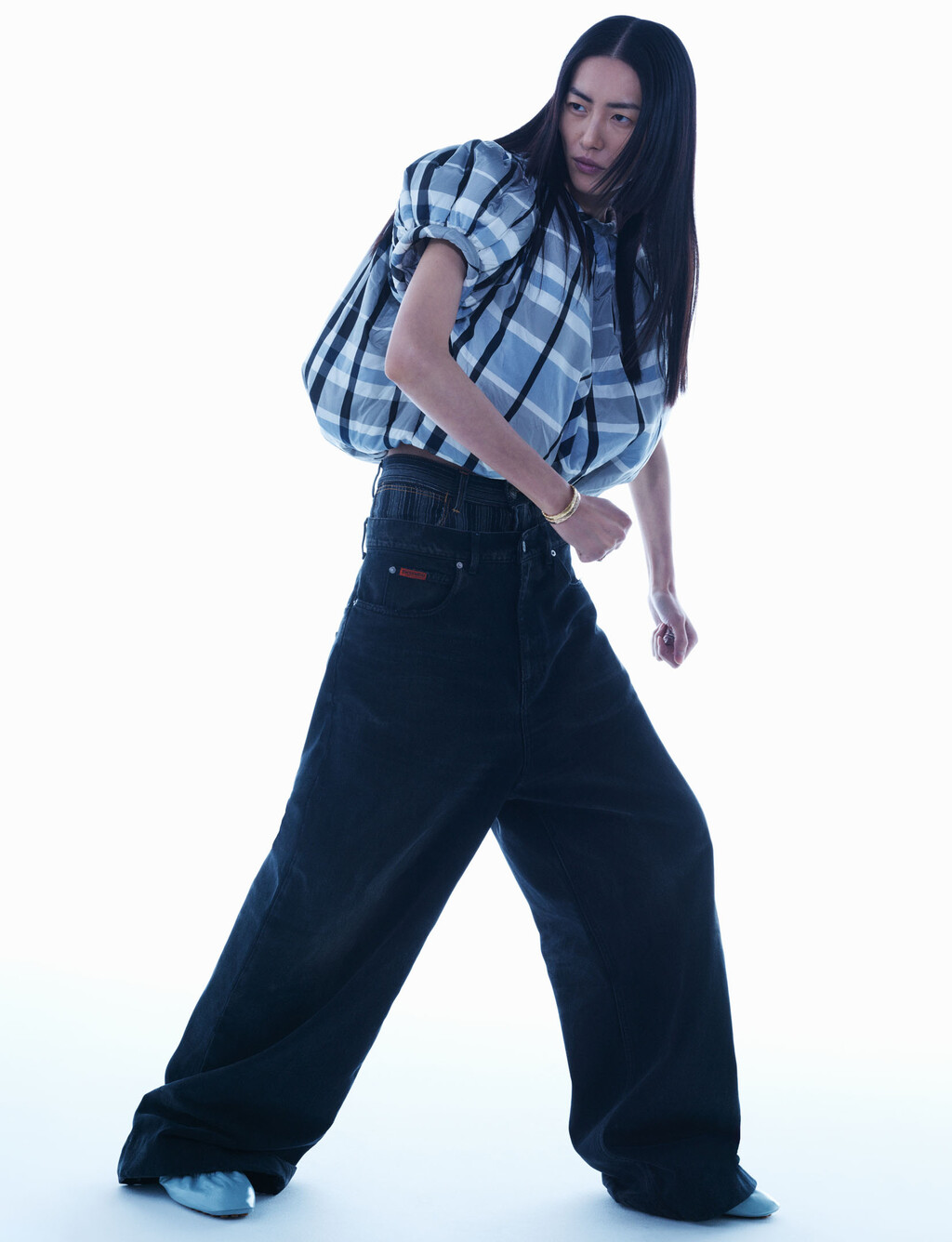 Pop Magazine - © Artlist