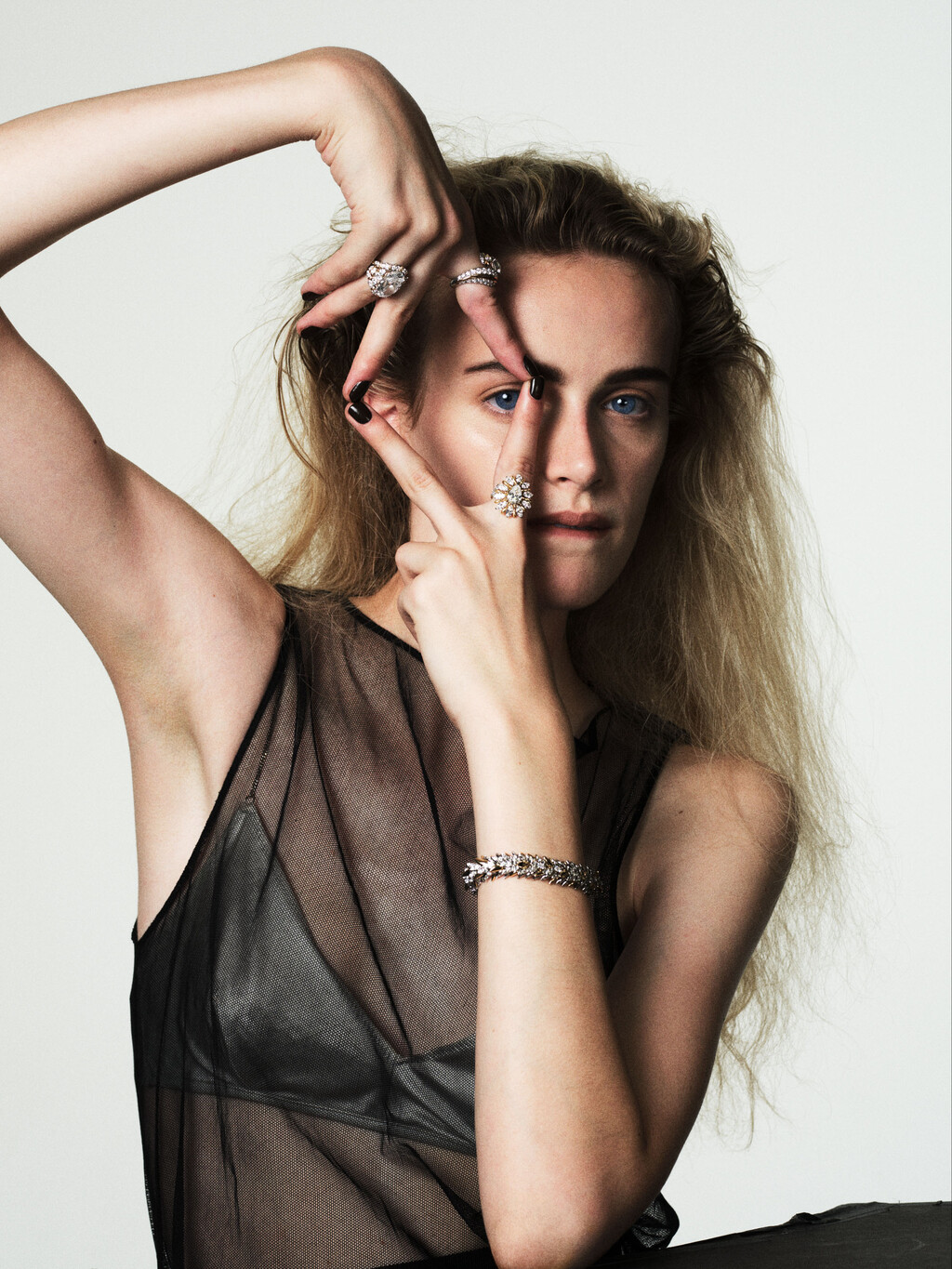 Pop Magazine - © Artlist