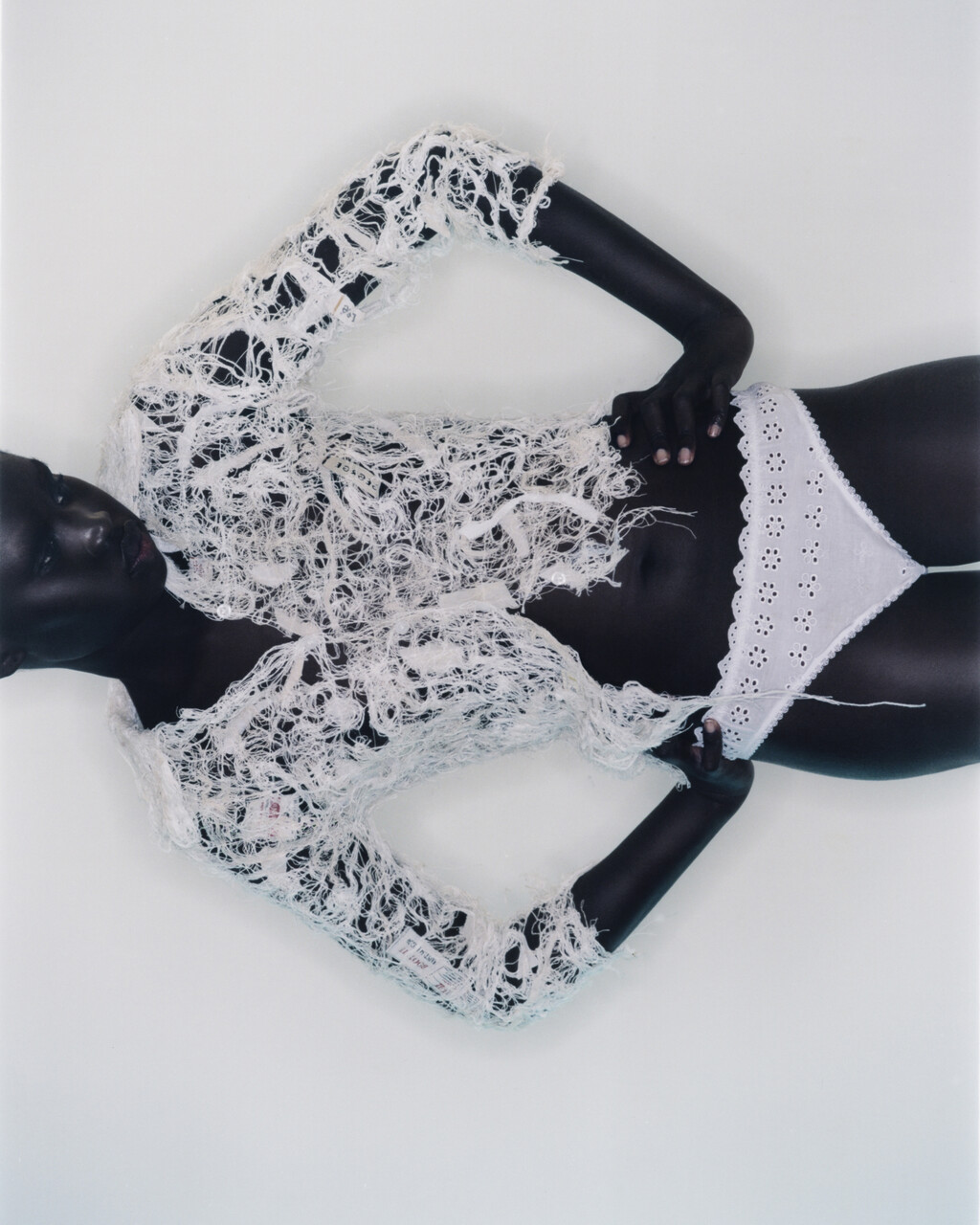 Revue Magazine - © Artlist